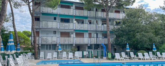 Renewed apartment in Pineda